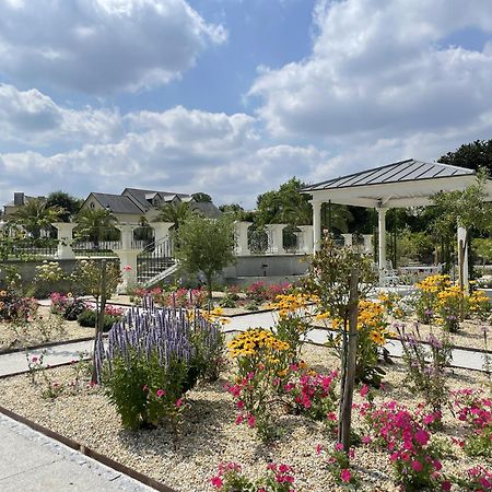 לינה וארוחת בוקר Tinténiac Domaine Les Jardins Darsene מראה חיצוני תמונה
