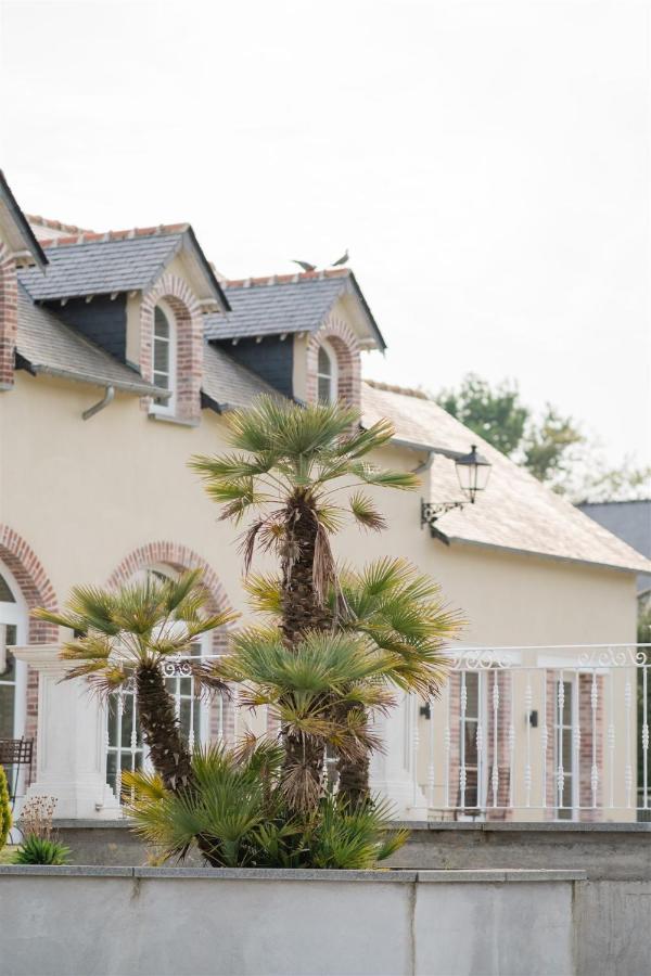 לינה וארוחת בוקר Tinténiac Domaine Les Jardins Darsene מראה חיצוני תמונה